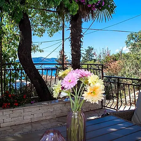 With Amazing Sea View Апартаменти