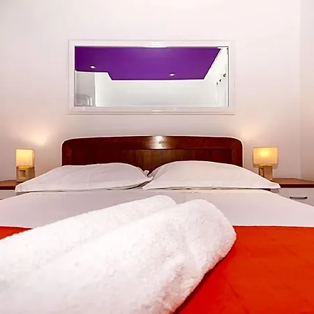 Апартаменти With Amazing Sea View Трогір
